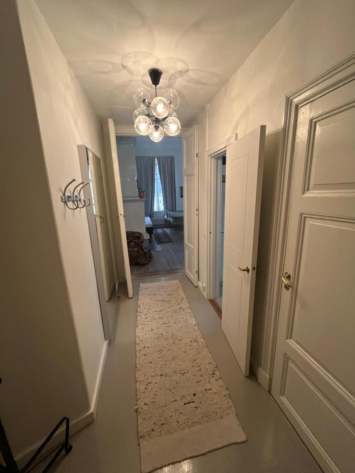 Home Inn Lng20 Stockholm Bagian luar foto